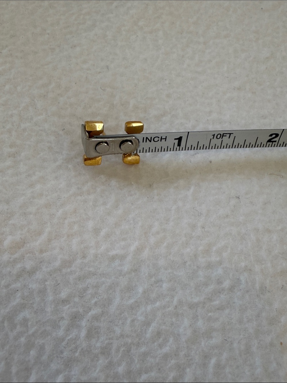 Hermes Gold H Logo Key Stud Earrings - Picture 5 of 9